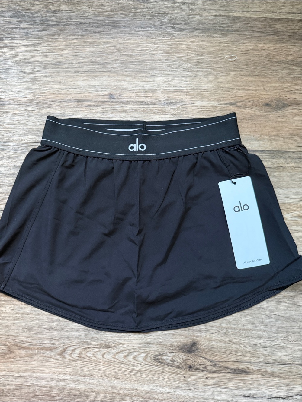 ALO Yoga Women’s Black Athletic Skirt